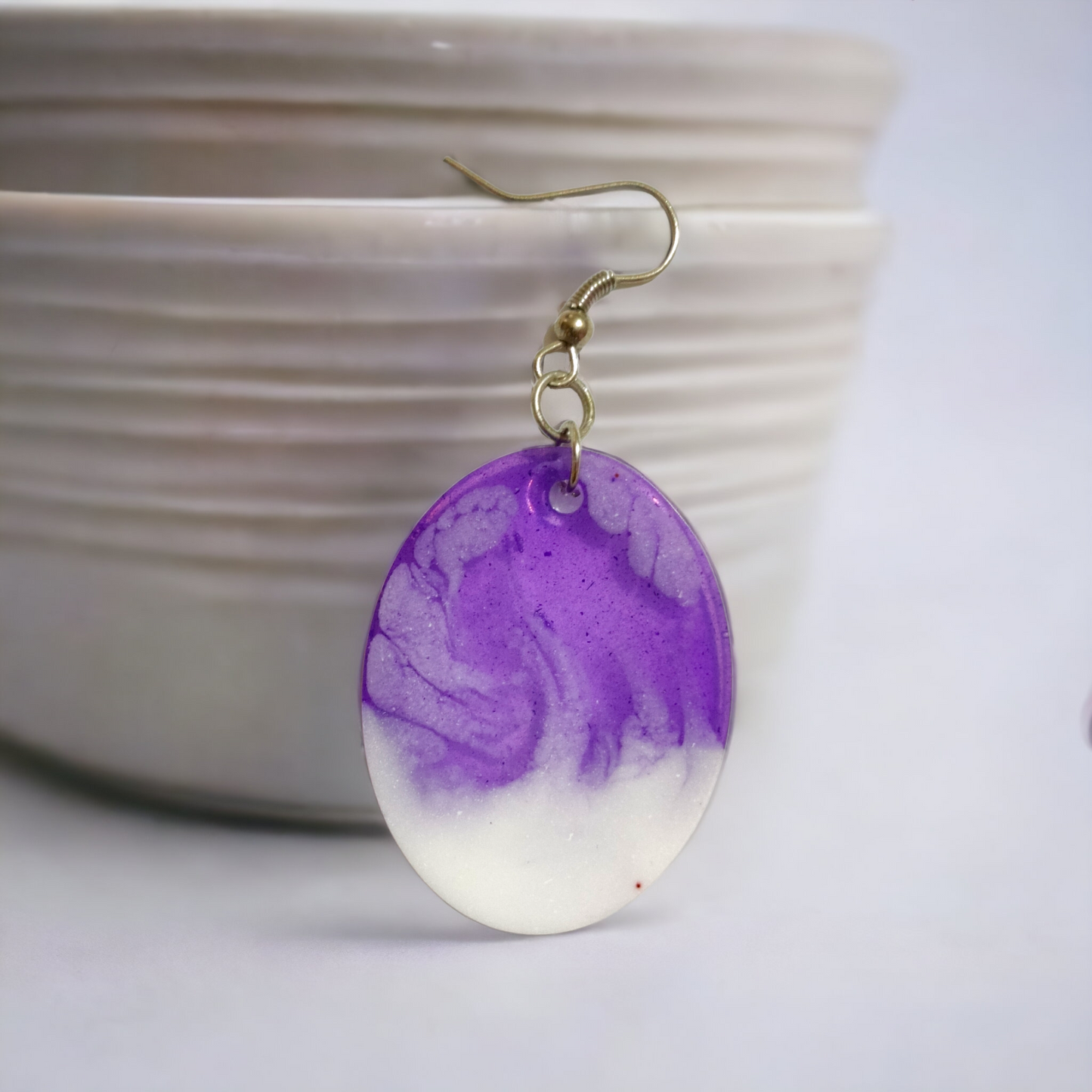 Lavender Clouds: Fluid Art UV Resin Oval Earrings
