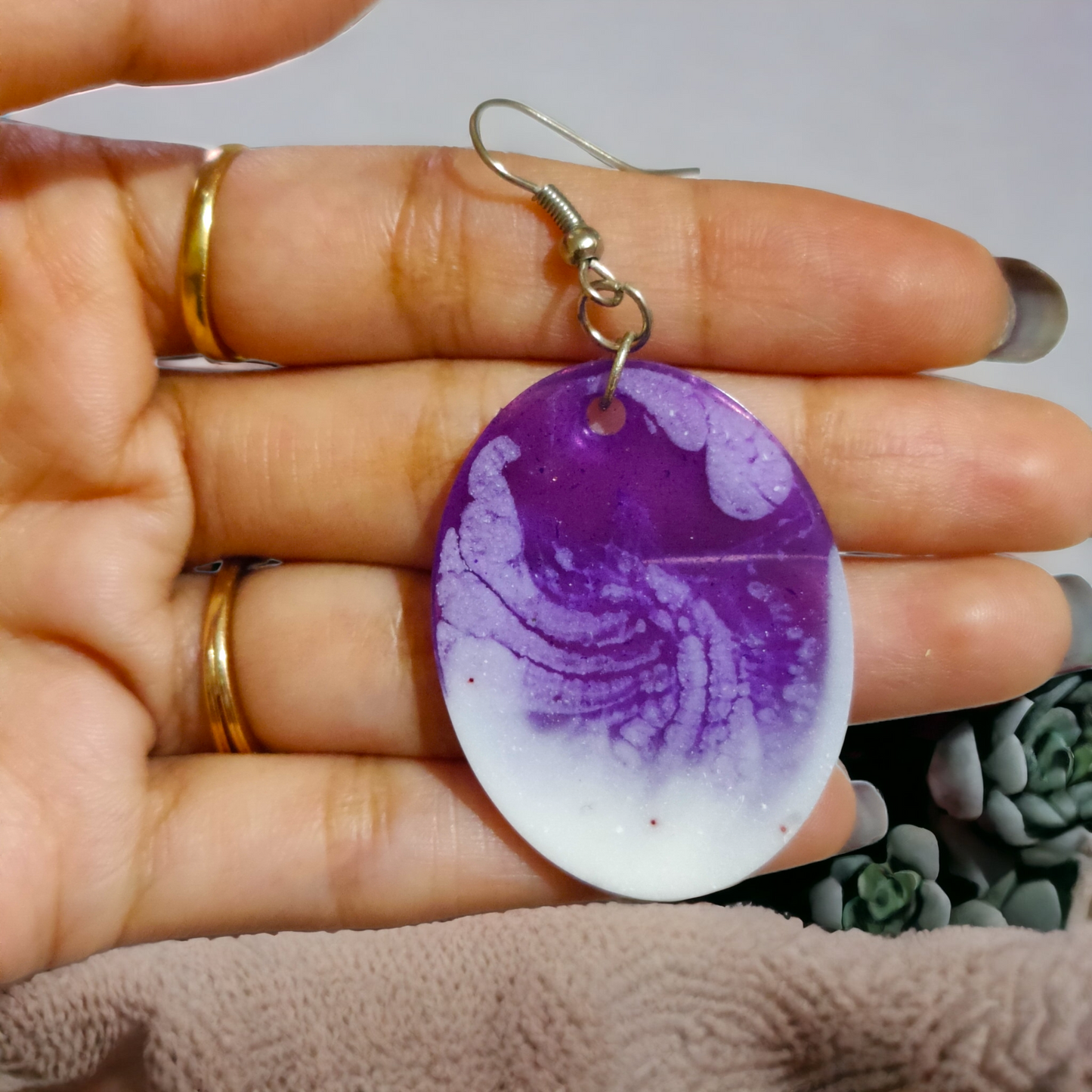 Lavender Clouds: Fluid Art UV Resin Oval Earrings
