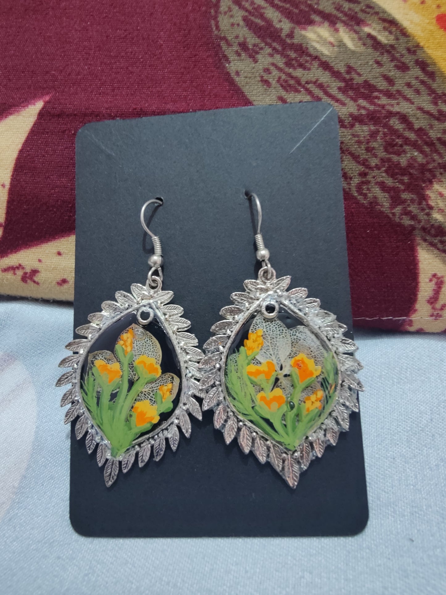 Vintage Sunburst: Handcrafted Yellow Floral UV Resin Cameo Earrings